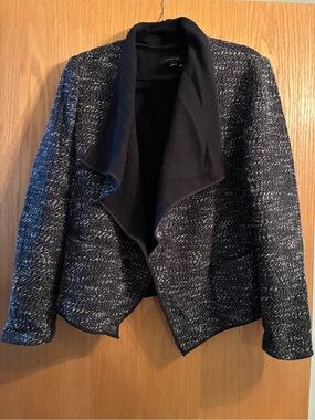 🎉5 for $25 Ann Taylor Black Open-Front Textured Jacket